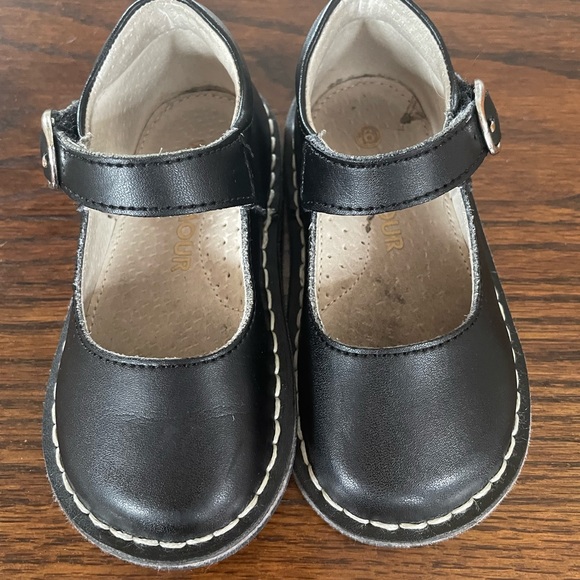 L’Amour Grace Black Leather Mary Janes Toddler Sz 6 Gently Used - Picture 2 of 5